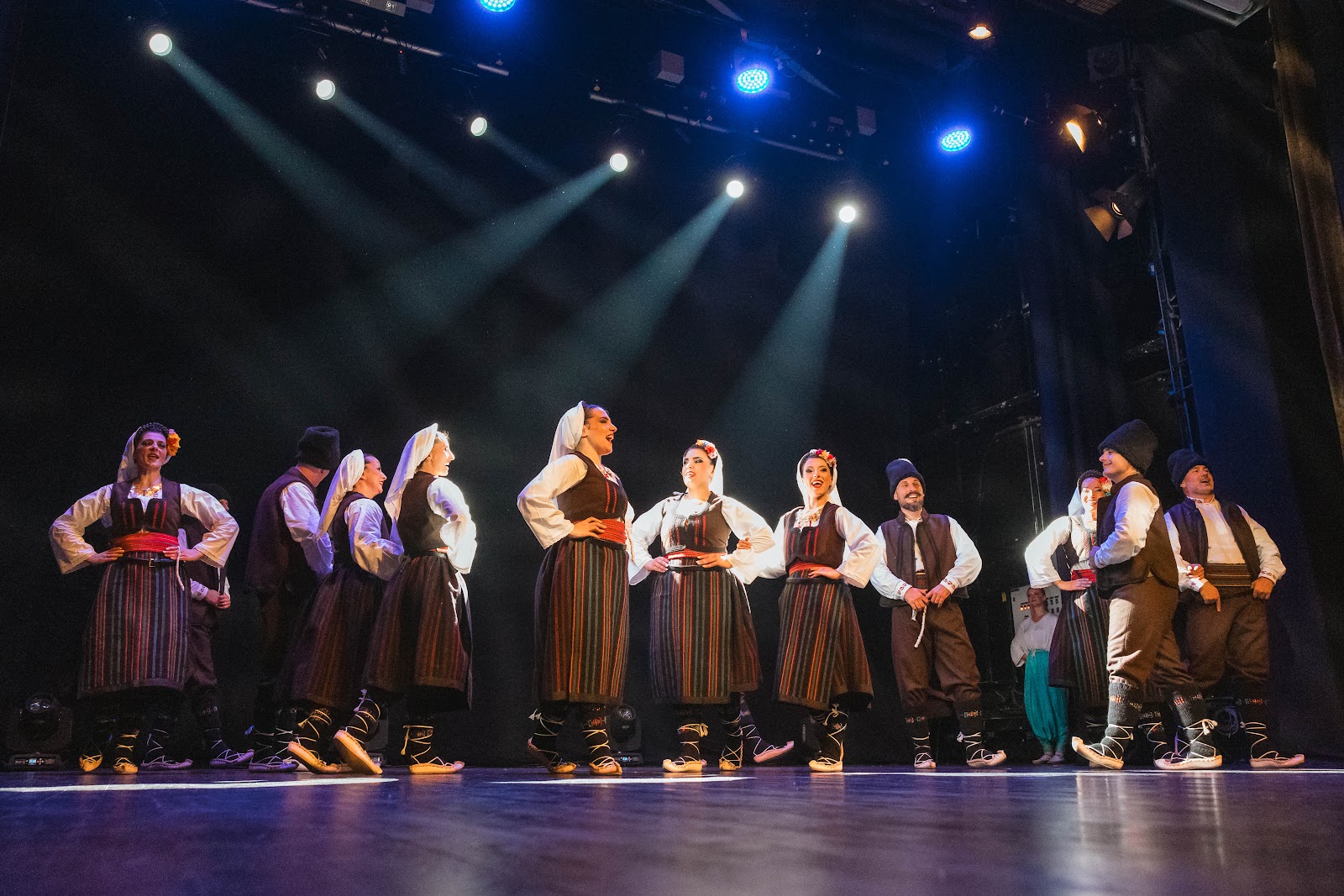 Igre iz okoline Leskovca